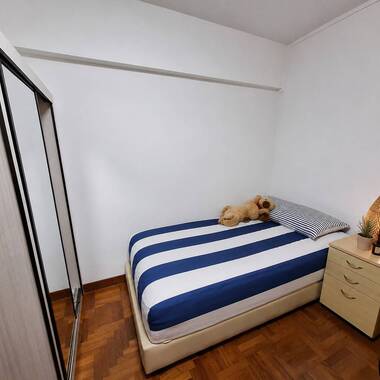 Clementi single room (close to unis/international/local schools, students and professionals welcome)