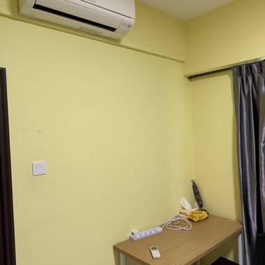 Common room in central for rental