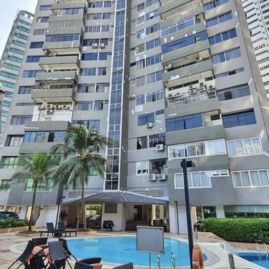 No owner, can cook, 3 Huge Master bedrooms with attached bathrooms