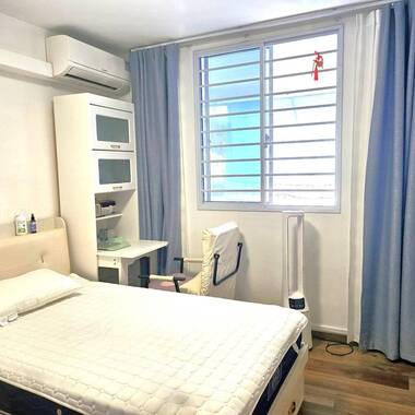 Common Room for rent at 2 Lorong 7 Toa Payoh. No Agent Fee