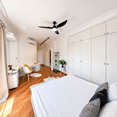 🚀 Pasir Ris Master Room: Big Space, Mins to MRT