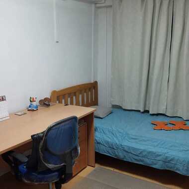 Common room at 207 Toa Payoh North for rent! Aircon wifi!