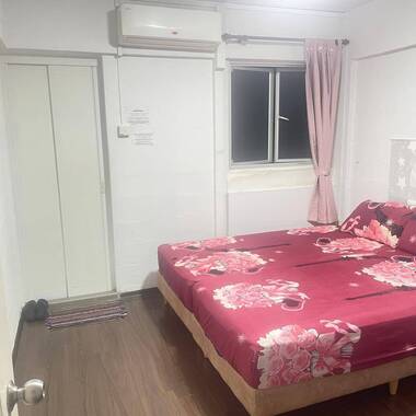 Master Bedroom at 362 Clementi Avenue 2 for $1600