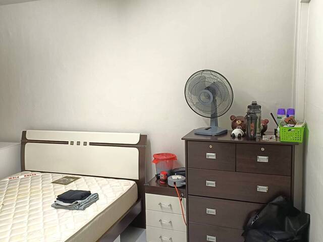Common room for rent 663 Yishun Avenue 4. No Agent Fee