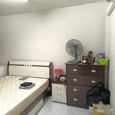 Common room for rent 663 Yishun Avenue 4. No Agent Fee