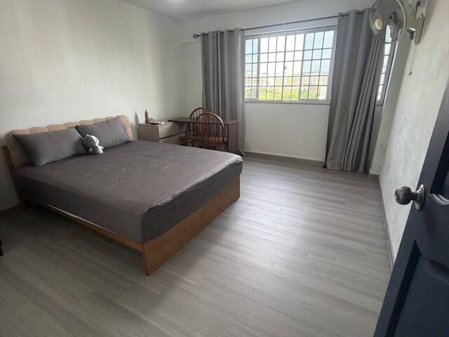 HDB - Common Room