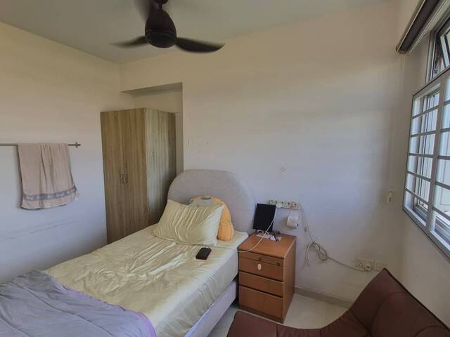 Common room for rental without aircon