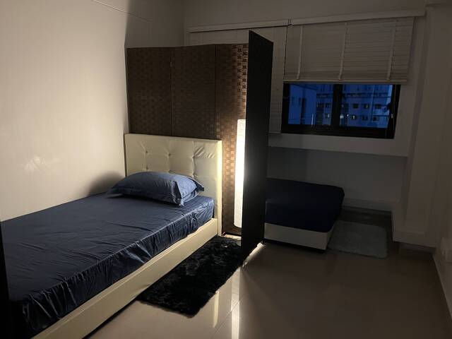 Cozy simple room for rent
