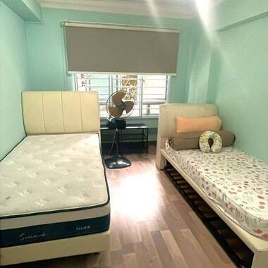 Common Room for rent at Blk 236 Pasir Ris Street 21. (Female Only) NO AGENT FEE