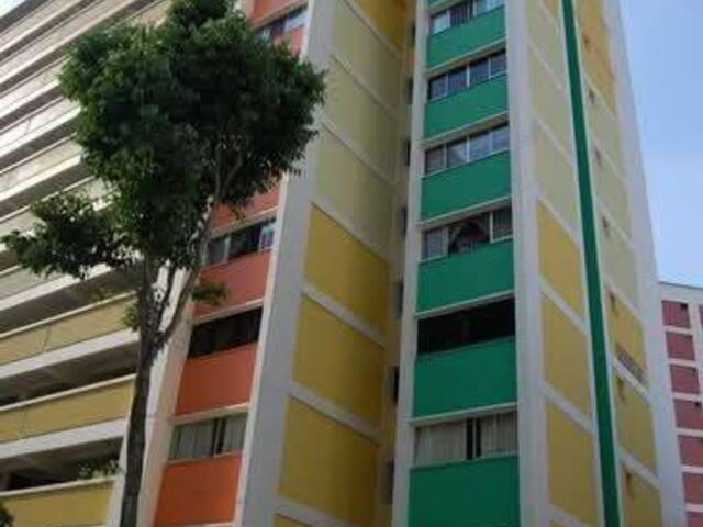 Common Room for rent at Blk 469 Tampines Street 44. Female Environment! NO AGENT FEE
