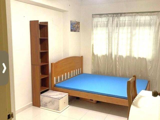 Common room for rent at Blk 185 Jelebu Road. Near to Bukit Batok MRT! NO AGENT FEE