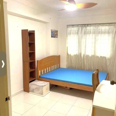 Common room for rent at Blk 185 Jelebu Road. Near to Bukit Batok MRT! NO AGENT FEE
