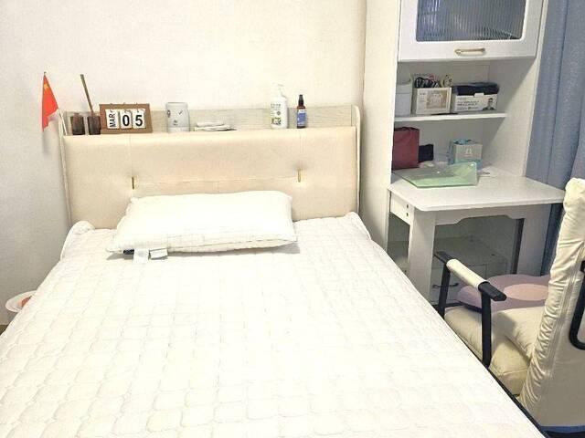 Common Room for rent at 2 Lorong 7 Toa Payoh. No Agent Fee