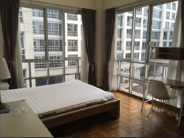 Master Bedroom - Clark Quay; Robertson Quay