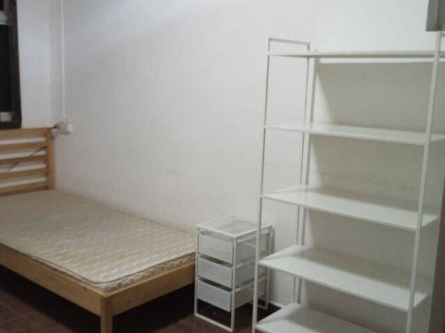 Common Room for Rent Available. Offer for immediate