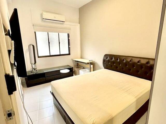 <No Owner> For RENT: Telok Kurau Walk-up Apartment - Master Room with Ensuite