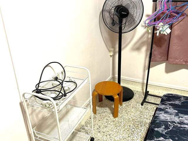 Common Room for rent at Blk 329 Clementi Avenue 2. Own Bathroom. (Female Only) NO AGENT FEE