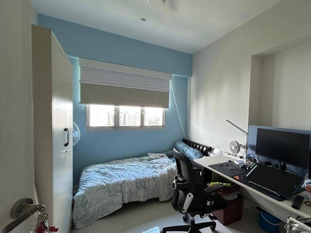 Near Canberra Mrt - Common Room For Rent
