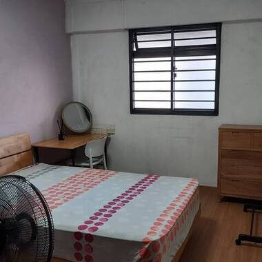 Common room at 702 west coast road for rent! Aircon wifi!