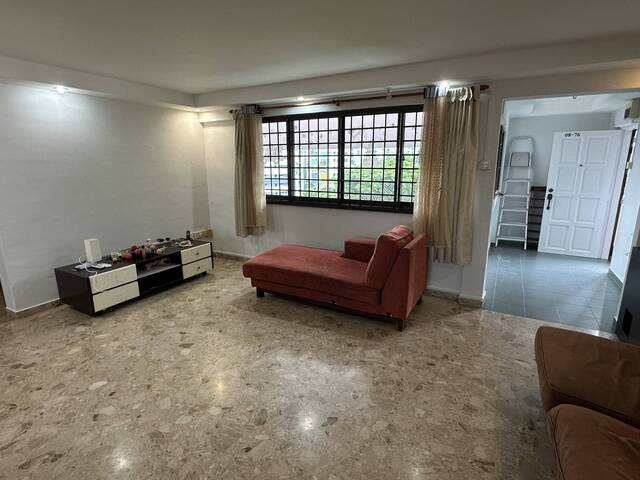 Rare high floor corner 4-room flat whole unit for rent