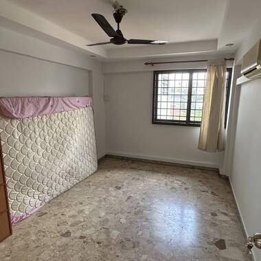 Rare high floor corner 4-room flat whole unit for rent