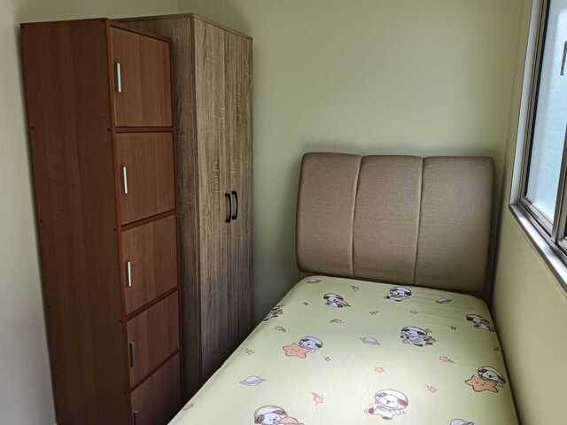 Ang Mo Kio Ave 3 Blk 343 Room for rent.