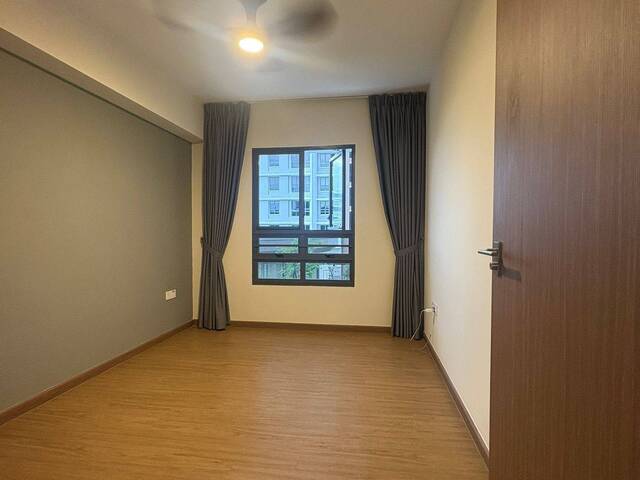 Common Room Available @ 956A Tampines Street 96 ( No Agent Fee )