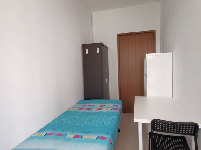 Room for rent / Balestier, Toa Payoh. / Common room / 1pax stay / Available Immediate