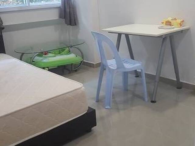 Common Room @ Whampoa South BLK 49! NO AGENT FEES!