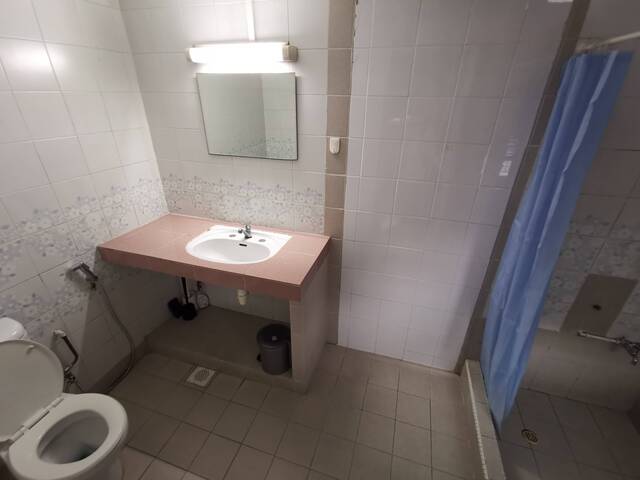 Room for rent/ BALESTIER/NOVENA/TOA PAYOH MRT/ Common room / 1pax stay / Available Immediately