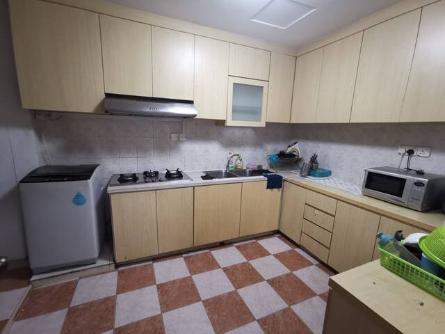 Room for rent/ BALESTIER/NOVENA/TOA PAYOH MRT/ Common room / 1pax stay / Available Immediately