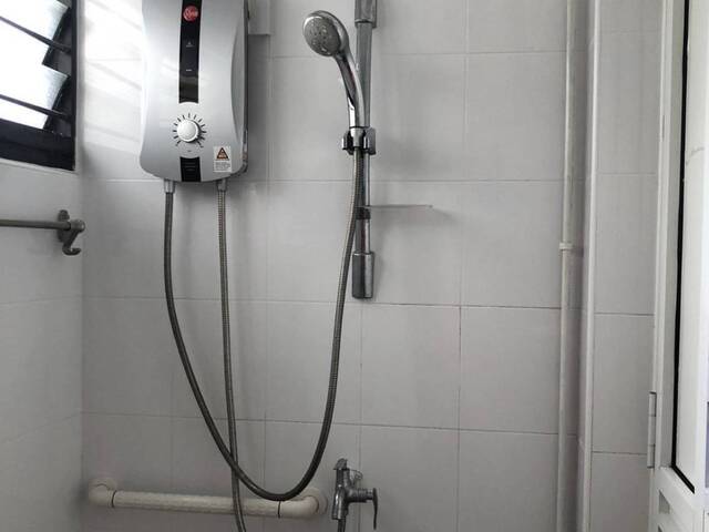 Common room for rent @ Bukit Batok street 32