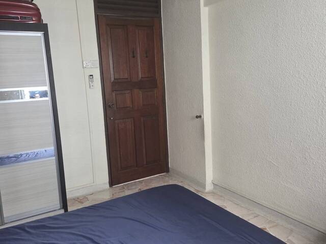 Common room for rent @ Bukit Batok street 32