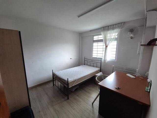 Toa Payoh/Braddell AC Rm 3 Sept Available