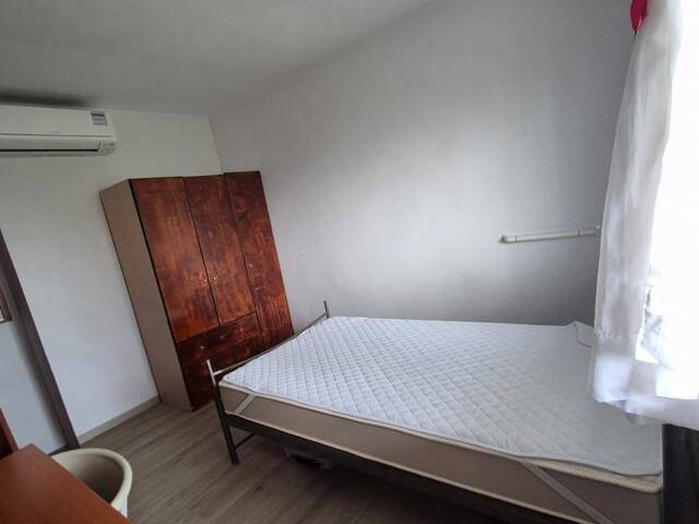 Toa Payoh/Braddell AC Rm 3 Sept Available