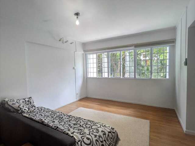 Modern furnished Room with private bathroom for rent