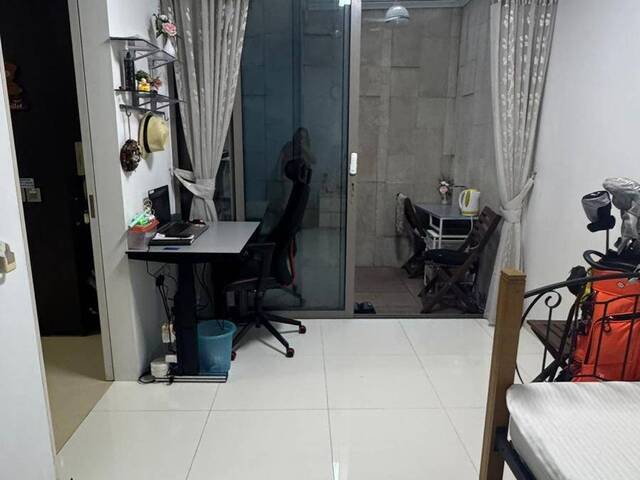 THE WOODS, common room for 1 pax (OWN BALCONY) - own washing machine