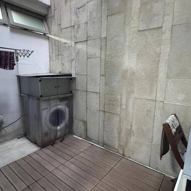 THE WOODS, common room for 1 pax (OWN BALCONY) - own washing machine