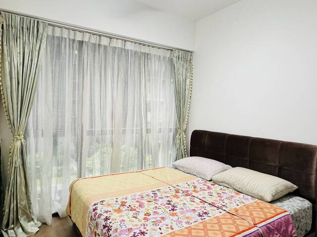 Masterroom for Rent at Condo near Punggol