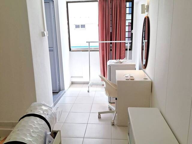 Master Room for rent at Blk 477 Pasir Ris Drive 6,
