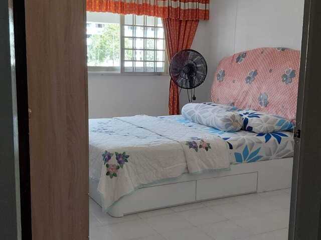 Common room for rent at Blk 120 Pending Road,