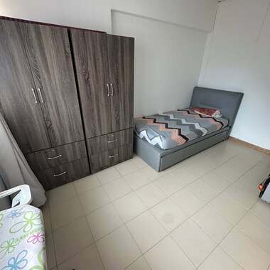 room for rent