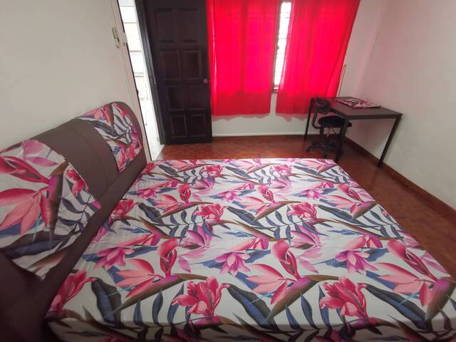 Room for rent / TOA PAYOH / NOVENA / Common room / 1pax stay / Available immediate