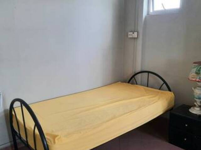 Blk 243 Pasir Ris Common Room - Immediate Occupancy