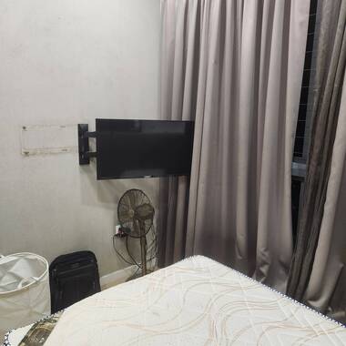 Condo room near Khoo Teck Phuat