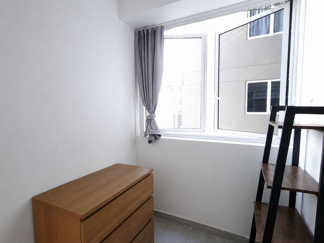 Rent 1-Bedroom Condo at Sengkang
