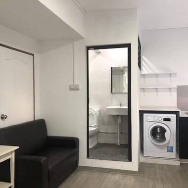 Walkup studio apartment for rent near paya lebar MRT