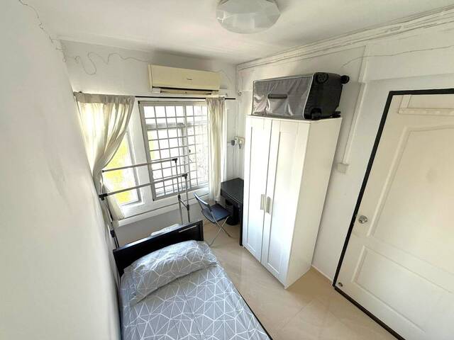 2 Common Rooms at People's Park Complex.No Owner! no agent fee