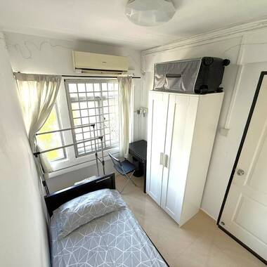 2 Common Rooms at People's Park Complex.No Owner! no agent fee