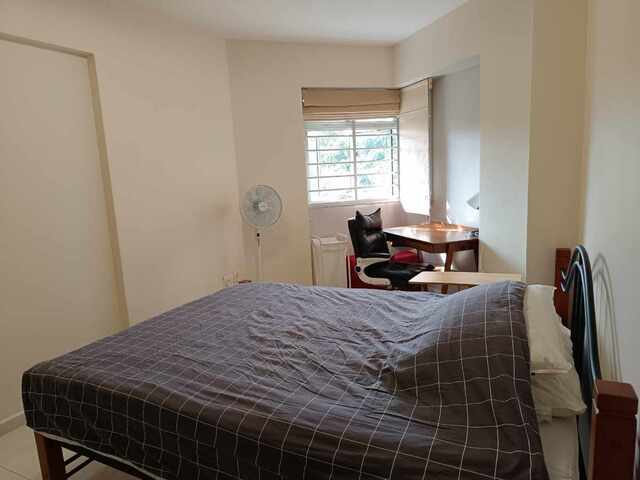 Bukit Batok room for rent